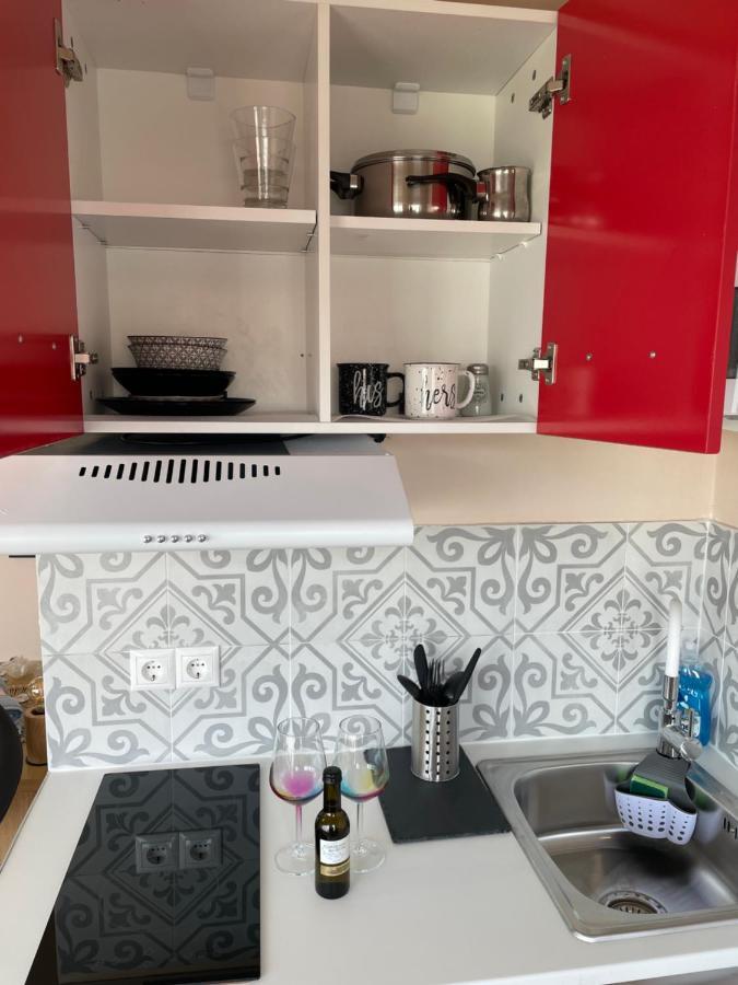 Cozy Apartment In Heart Athens Near Metro Fix 100M Extérieur photo