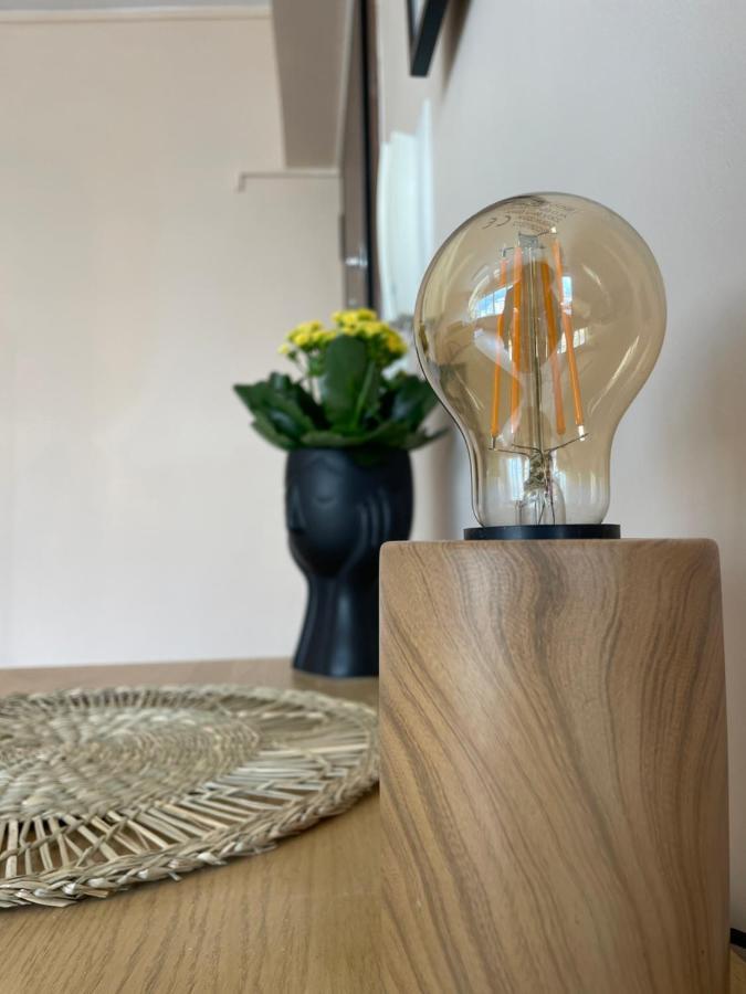 Cozy Apartment In Heart Athens Near Metro Fix 100M Extérieur photo
