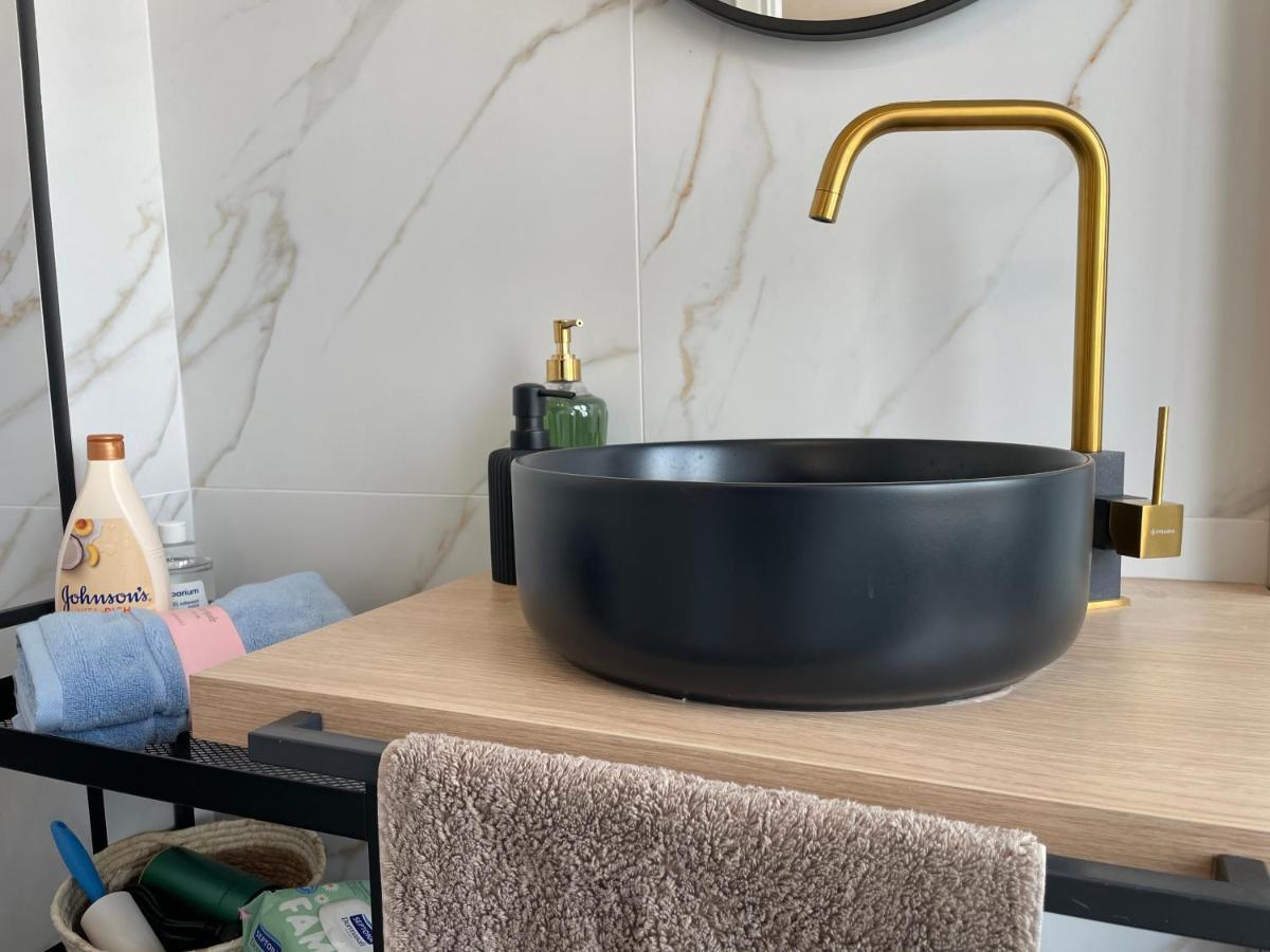 Cozy Apartment In Heart Athens Near Metro Fix 100M Extérieur photo